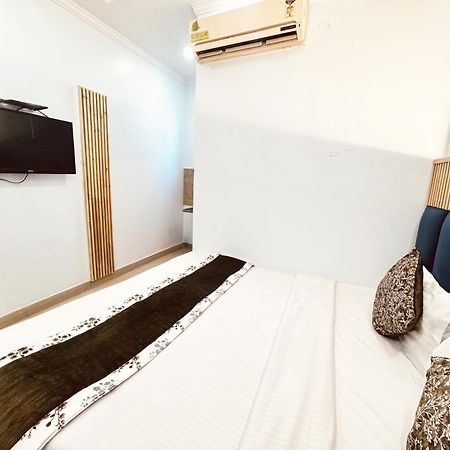Hotel Jai Balaji, Paharganj, New Delhi Railway Station ภายนอก รูปภาพ