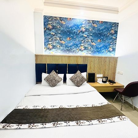 Hotel Jai Balaji, Paharganj, New Delhi Railway Station ภายนอก รูปภาพ