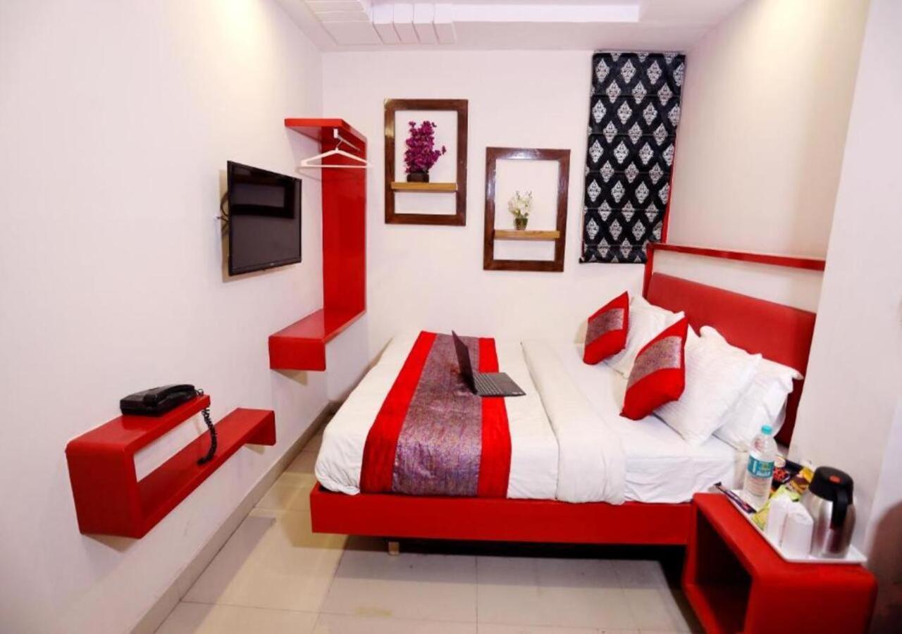 Hotel Jai Balaji, Paharganj, New Delhi Railway Station ภายนอก รูปภาพ