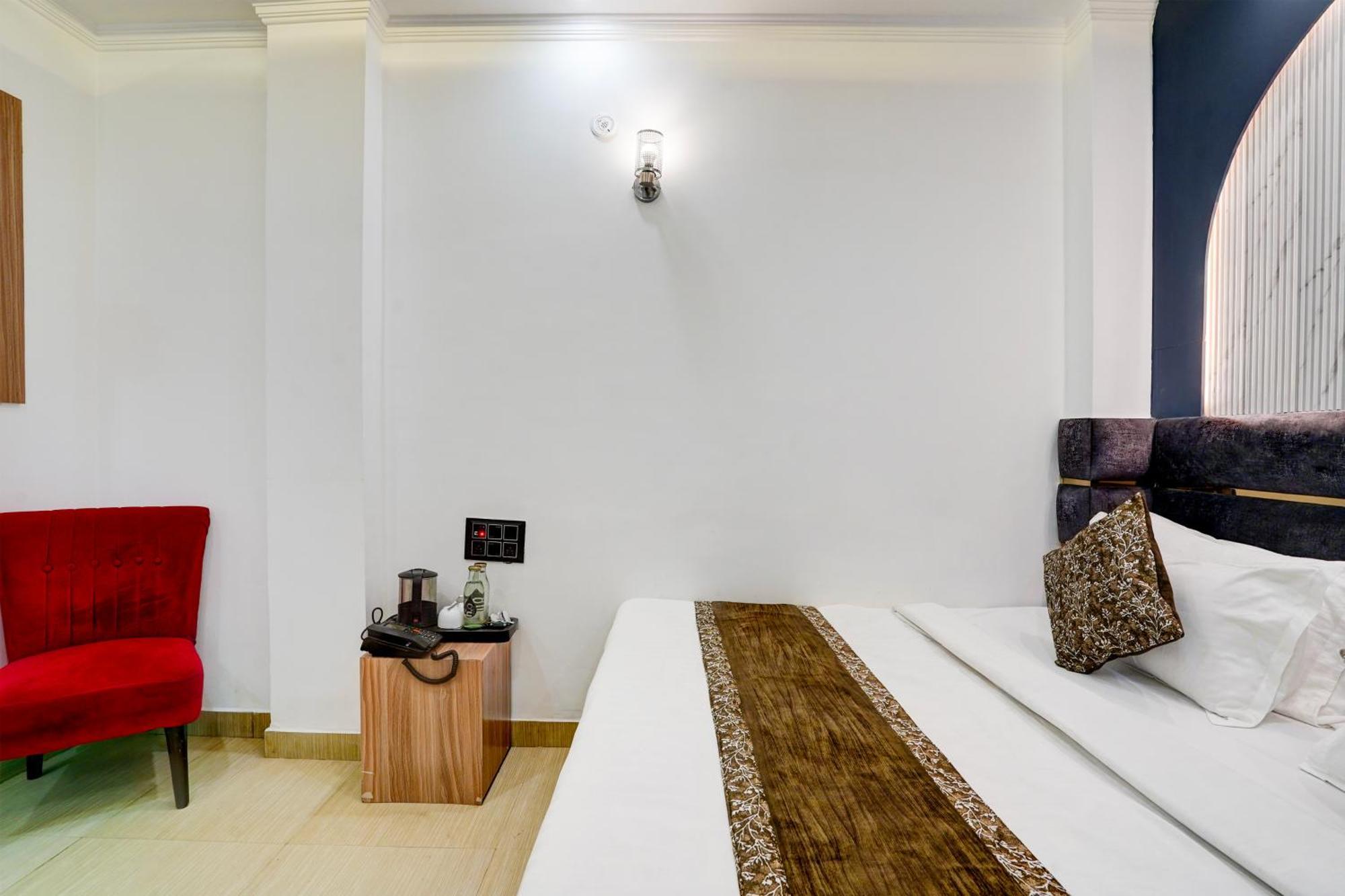 Hotel Jai Balaji, Paharganj, New Delhi Railway Station ภายนอก รูปภาพ