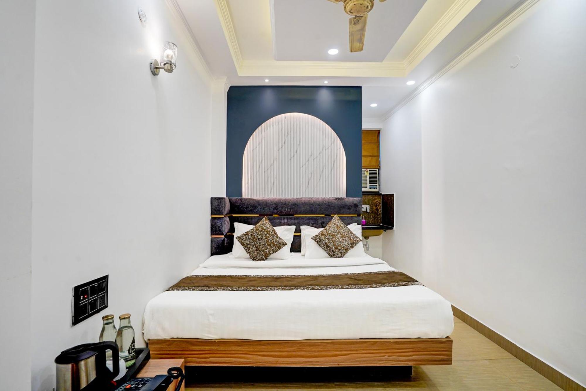 Hotel Jai Balaji, Paharganj, New Delhi Railway Station ภายนอก รูปภาพ