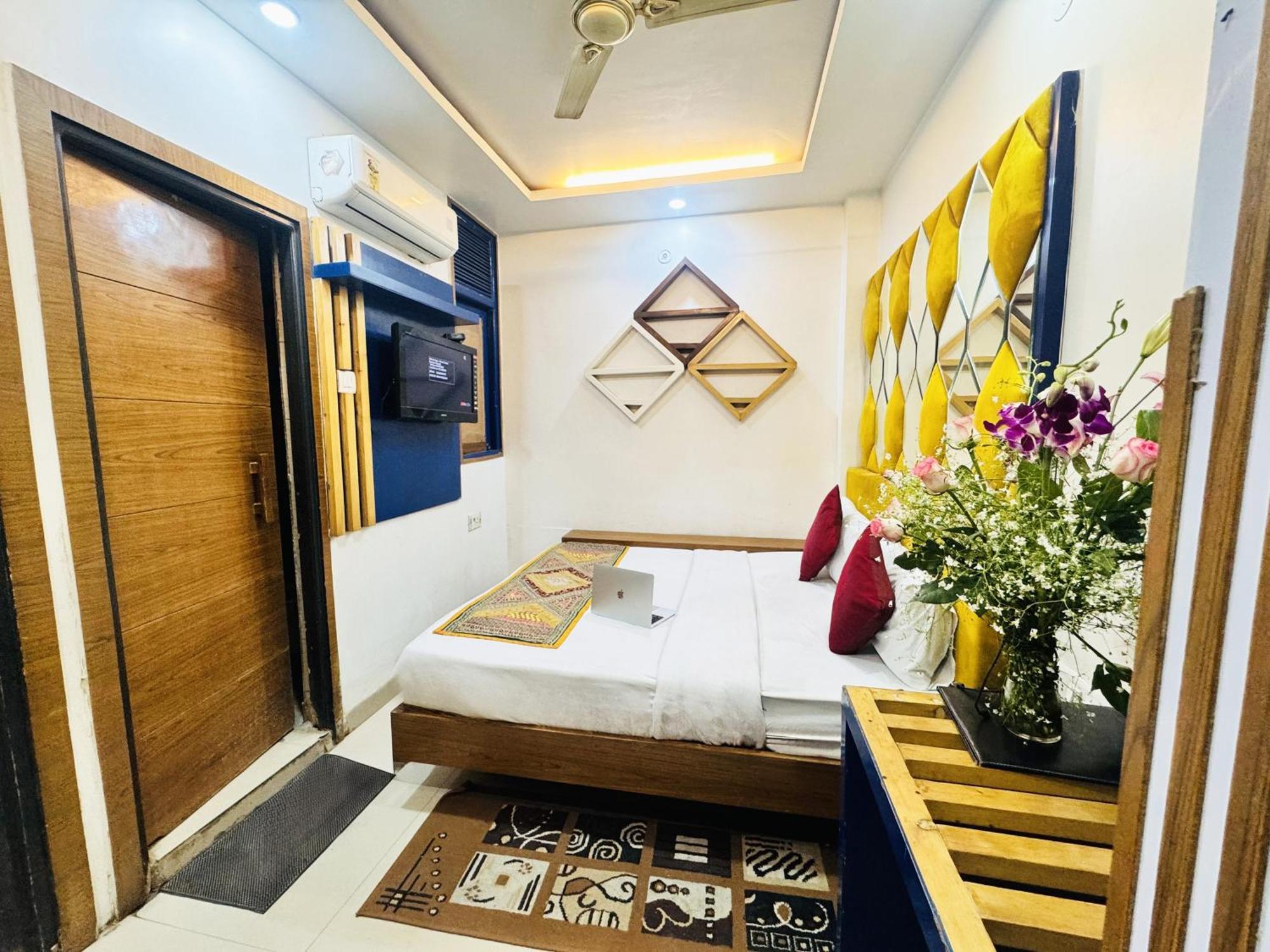 Hotel Jai Balaji, Paharganj, New Delhi Railway Station ภายนอก รูปภาพ